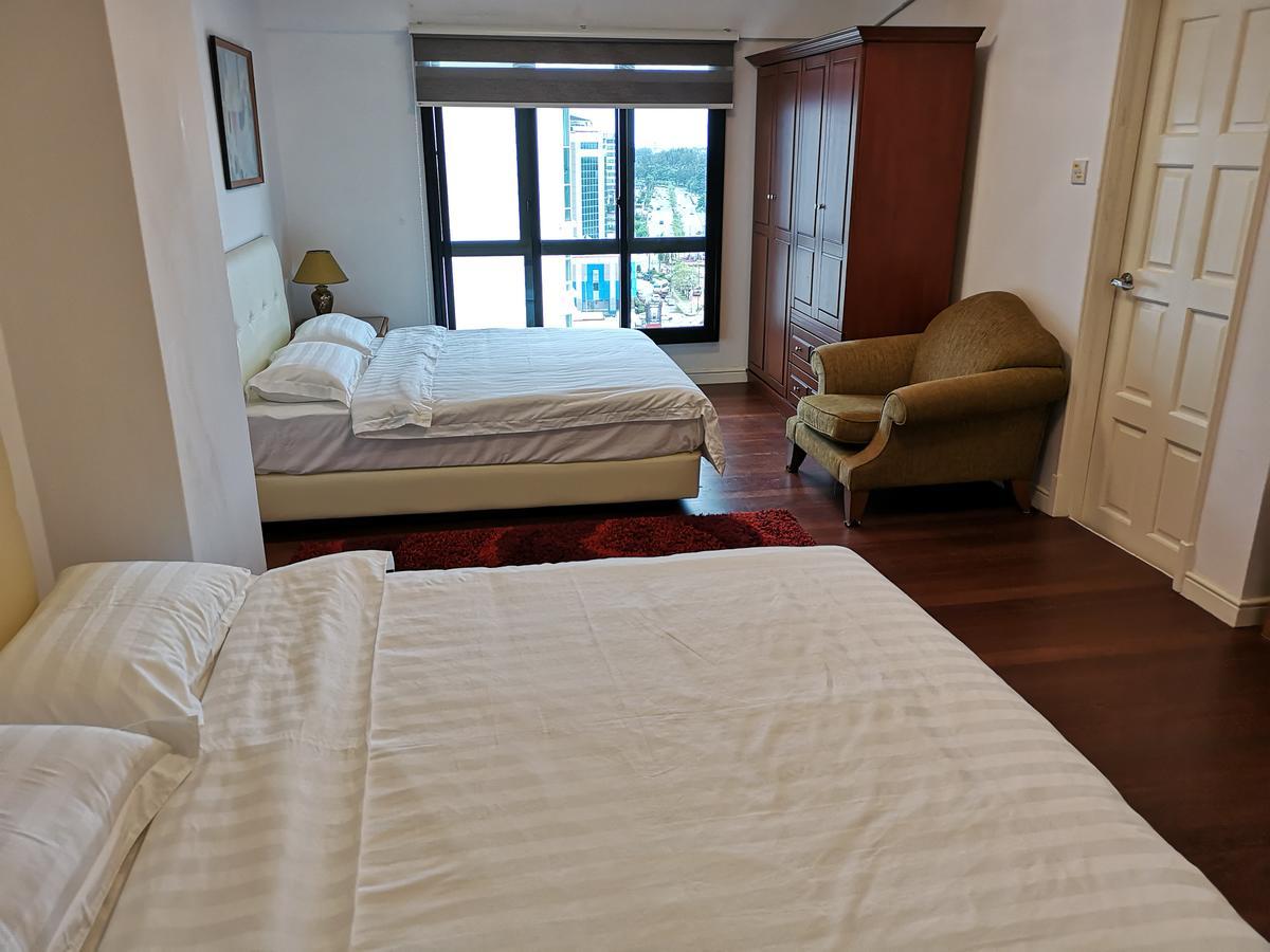 Апарт отель Marina Court Luxury Penthouse Кота-Кинабалу Экстерьер фото