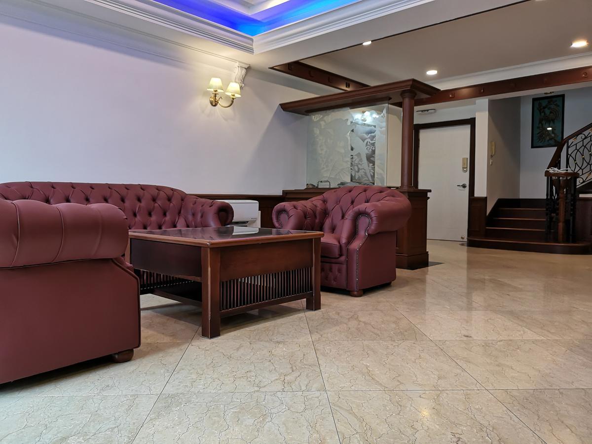 Апарт отель Marina Court Luxury Penthouse Кота-Кинабалу Экстерьер фото